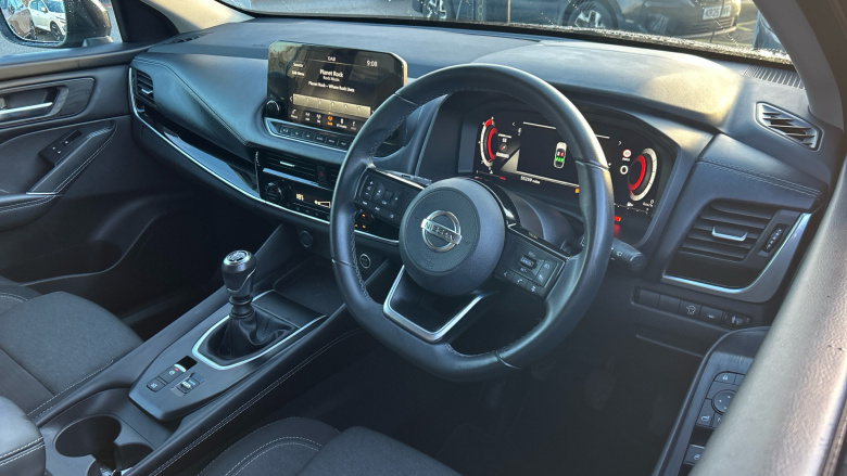 Nissan Qashqai 1.3 DiG-T MH N-Connecta 5dr Petrol Hatchback